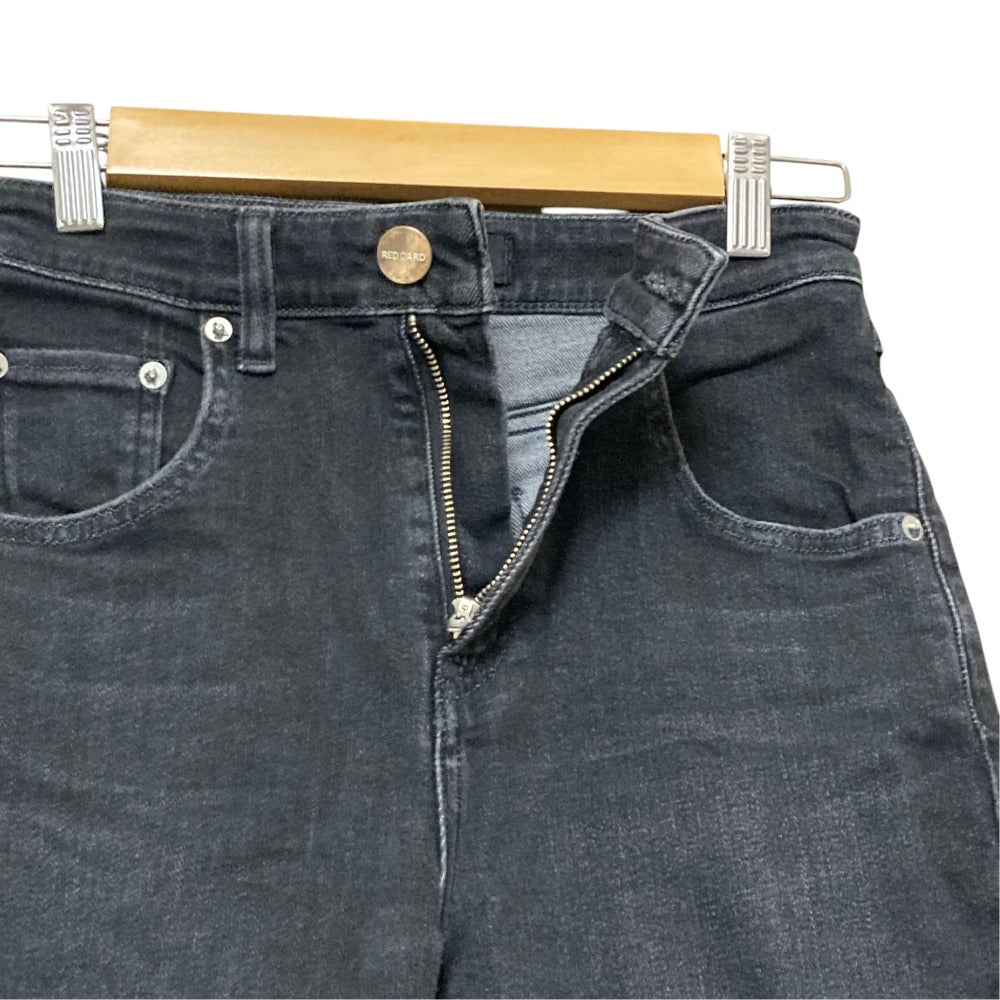 レッドカードスキニーデニムパンツ