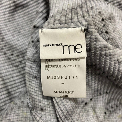 ミーイッセイミヤケ ハイネックブラウス