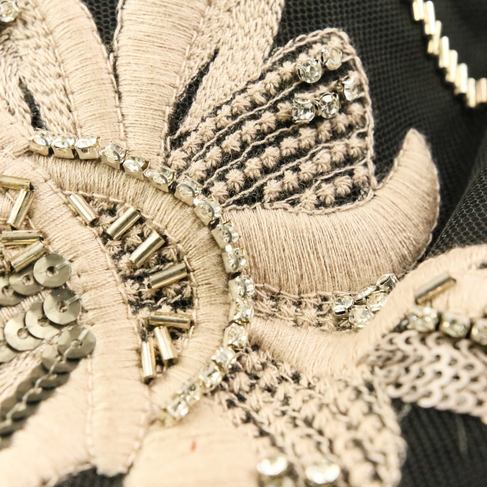 グレースコンチネンタル シルク刺繍ドレス