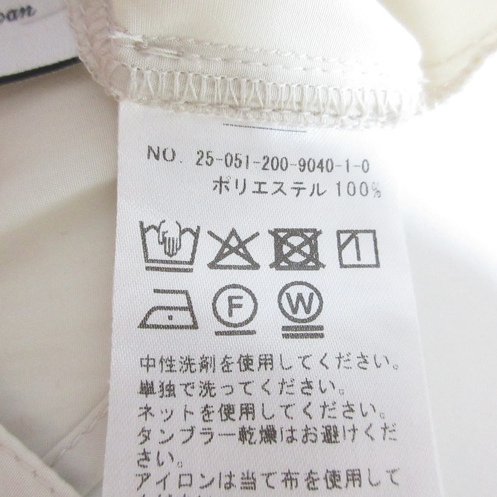 スピックアンドスパン シルクライクラッフルブラウス