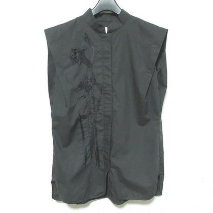 マメクロゴウチ Botanical Embroideryノースリーブシャツ