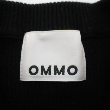 オーエムエムオー MICRO SHORT BLOCKING ニットセーター