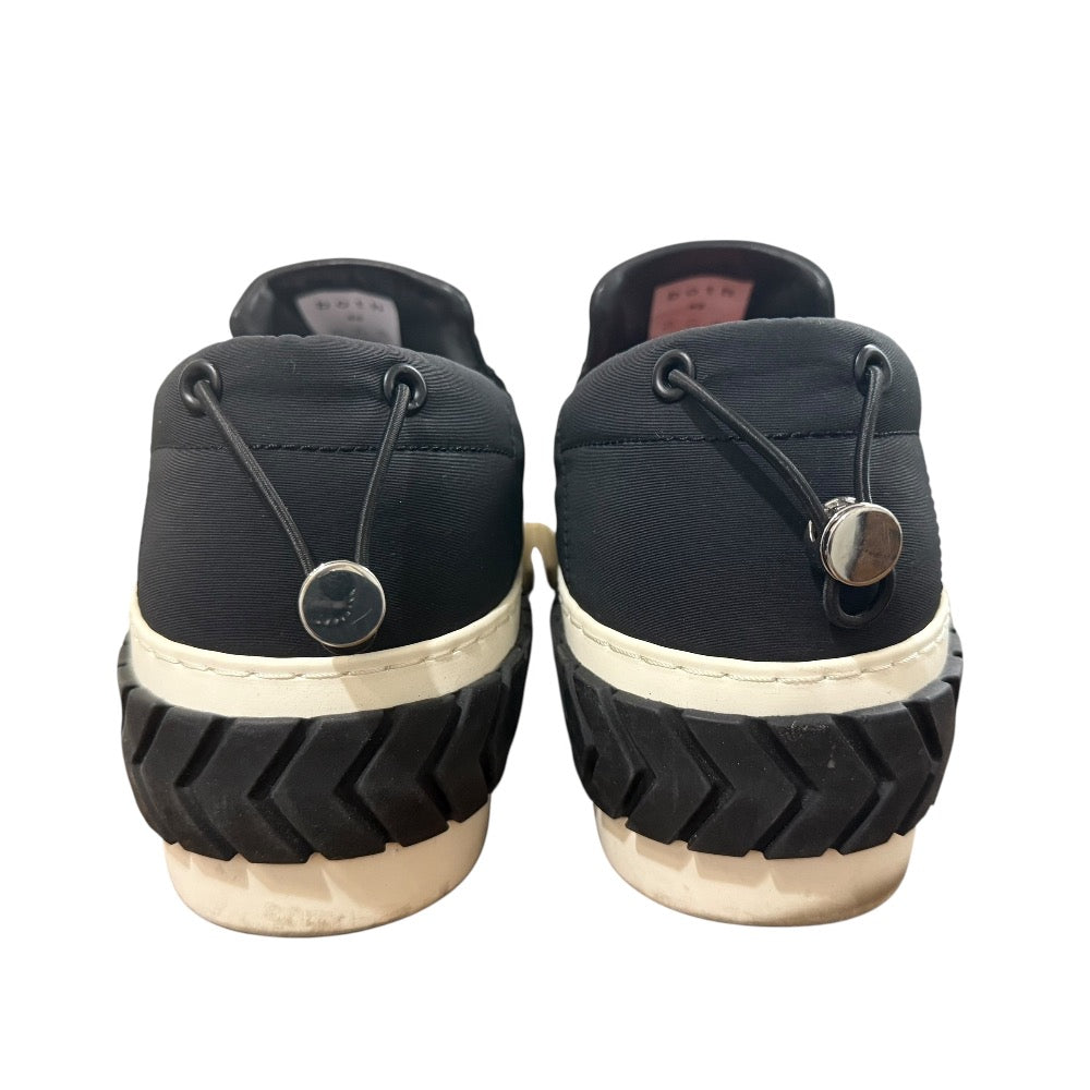 ボース TYRES PLATFORM スリッポン