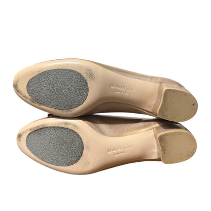 サルヴァトーレ フェラガモ ヴァラリボン レザー ローヒールパンプス