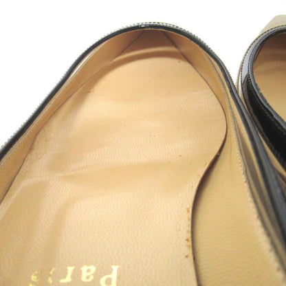 クリスチャン ルブタン パテント レザー ポインテッド トゥ フラット パンプス