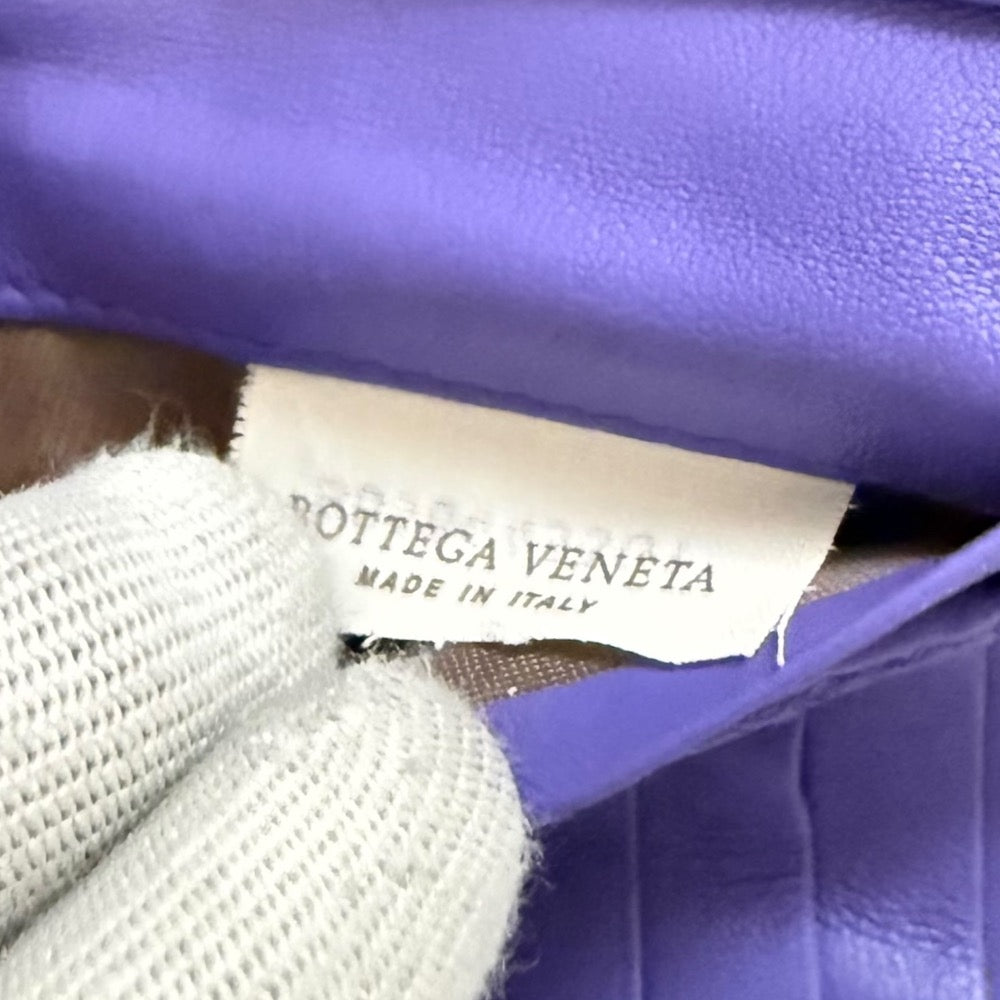 ボッテガ・ヴェネタイントレチャートレザー財布