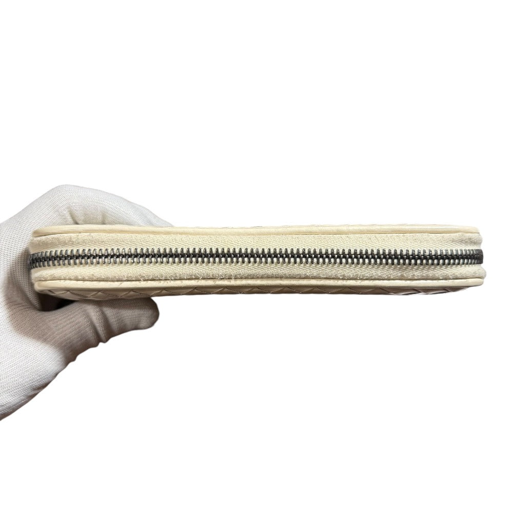 ボッテガ・ヴェネタイントレチャートレザー長財布