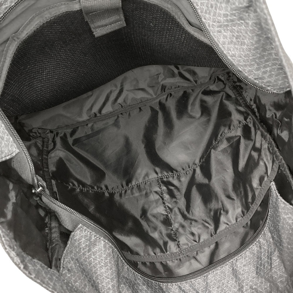 オークリー ESSENTIAL TOTE 4.0 トートバッグ