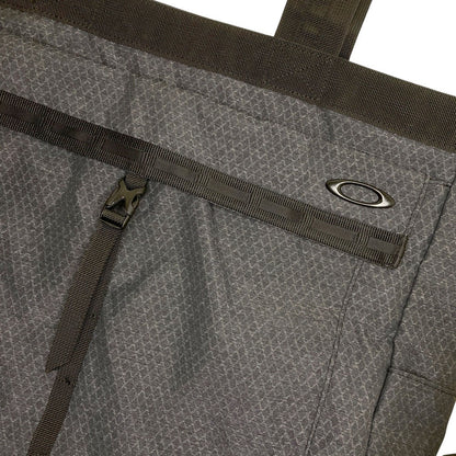 オークリー ESSENTIAL TOTE 4.0 トートバッグ