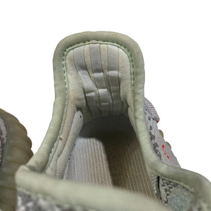 アディダス YEEZY Boost 350 V2 スニーカー
