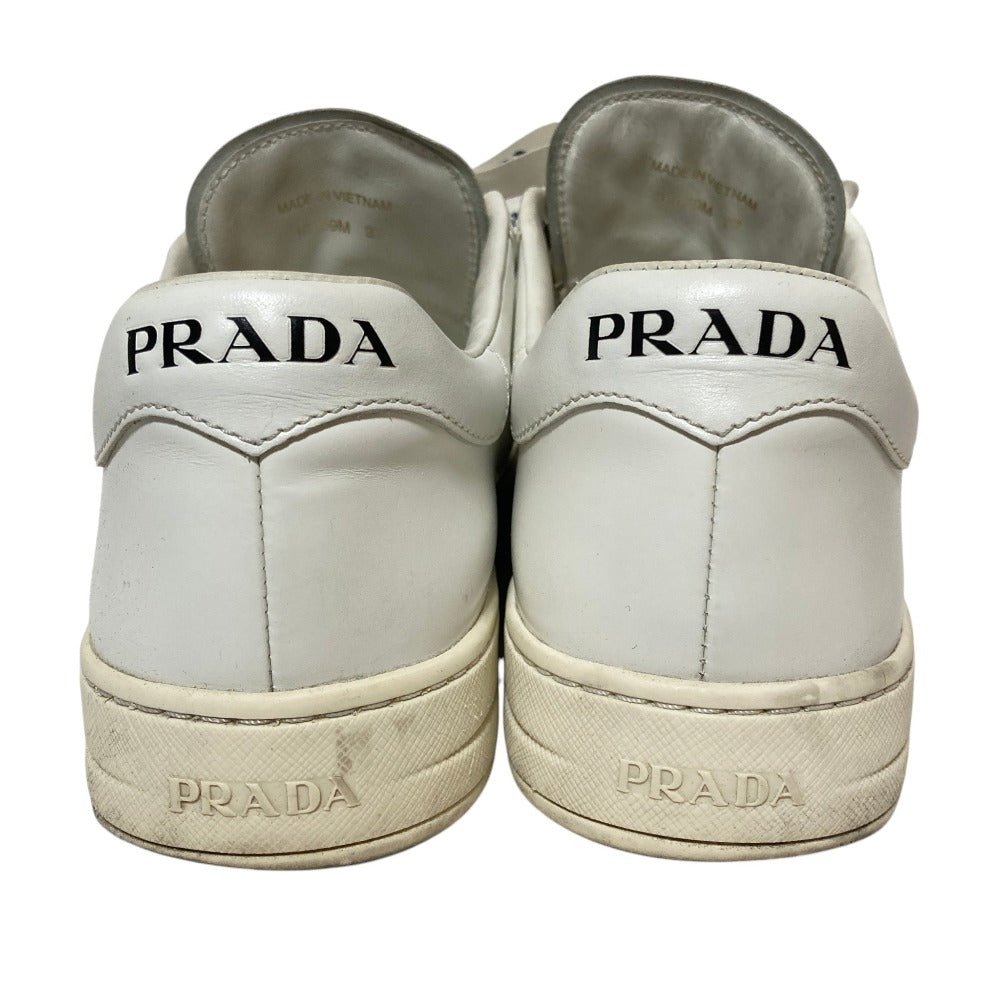 プラダ レザー スニーカー