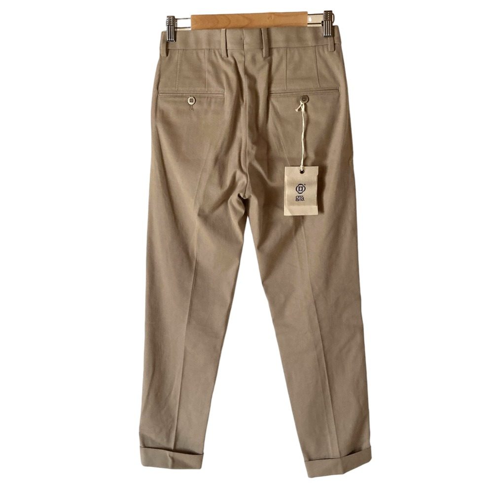 ジーティーアー Luca Carrot Fit テーパードパンツ