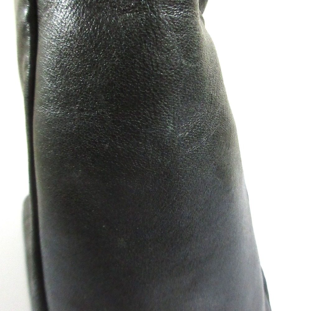 プラダ ナッパレザー トートバッグ
