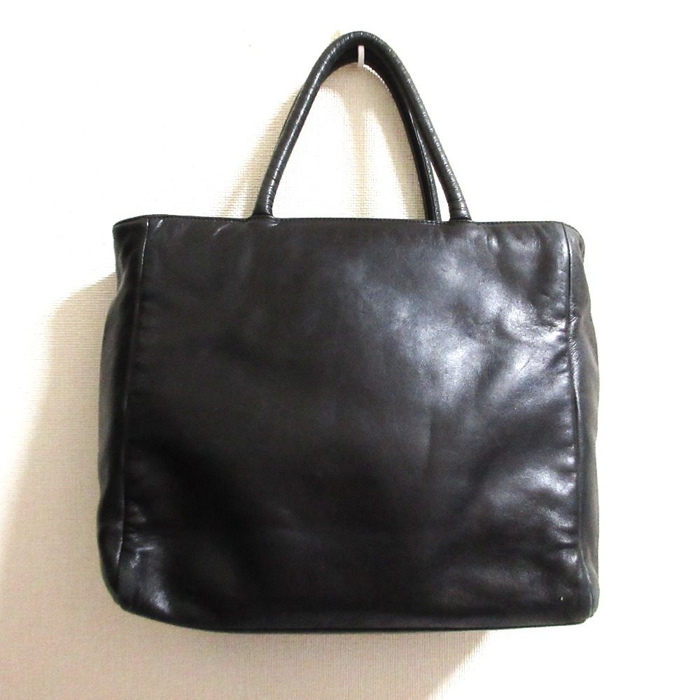 プラダ ナッパレザー トートバッグ