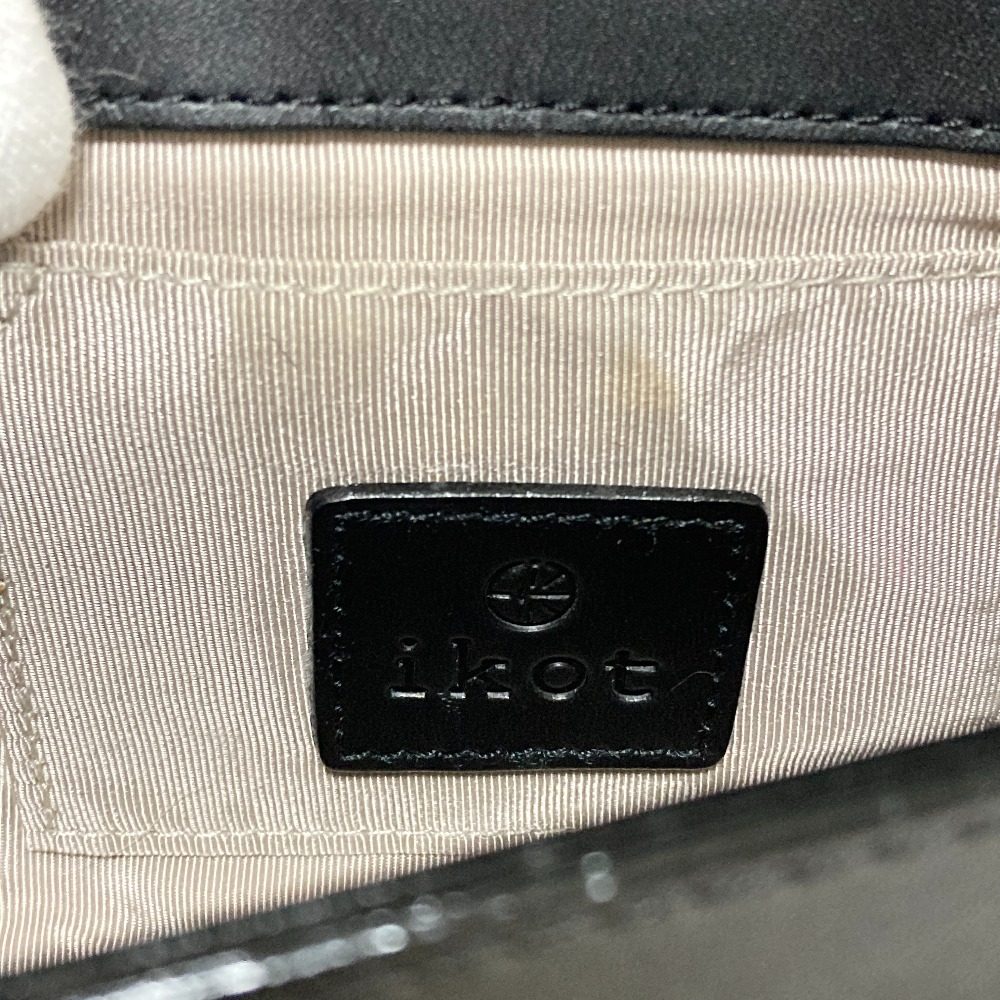 イコット ファーショルダーバッグ