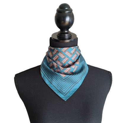 ルイヴィトン トランク柄 シルク スカーフ