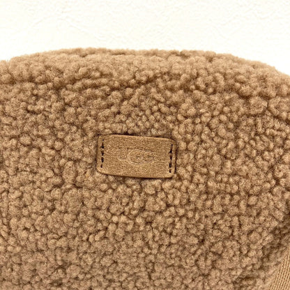 アグ JANEY II SHERPA フェイクムートンショルダーバッグ