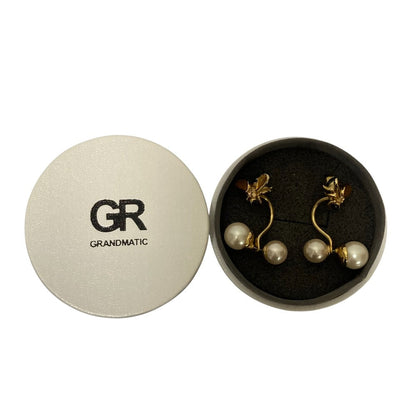 GRANDMATIC ミツバチパールピアス