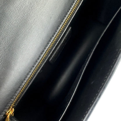 クリスチャンディオール 30 MONTAIGNE レザーショルダーバッグ