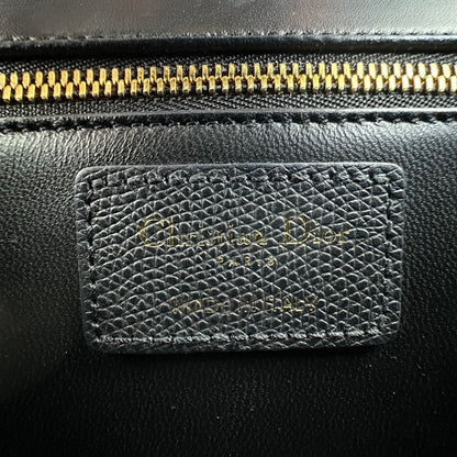 クリスチャンディオール 30 MONTAIGNE レザーショルダーバッグ