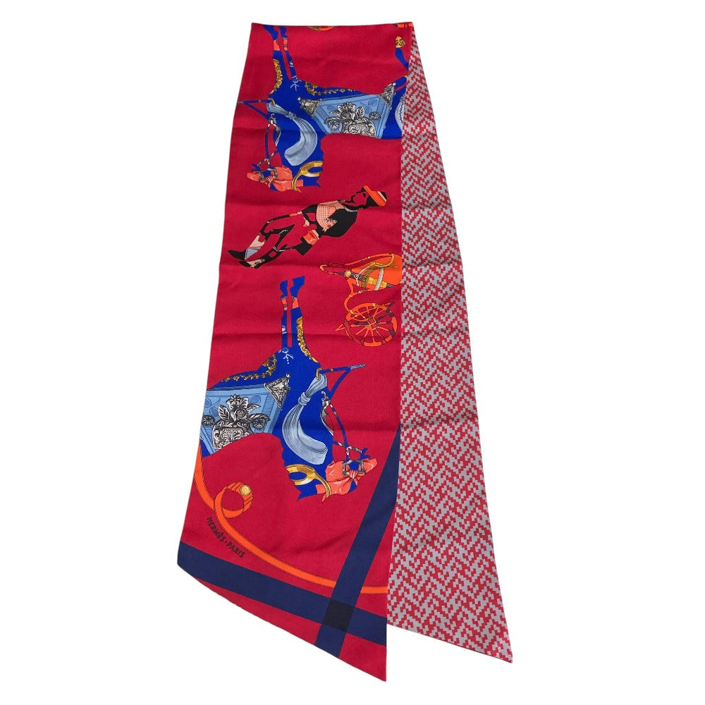 エルメス TOUT EN CARRE シルク マキシツイリー