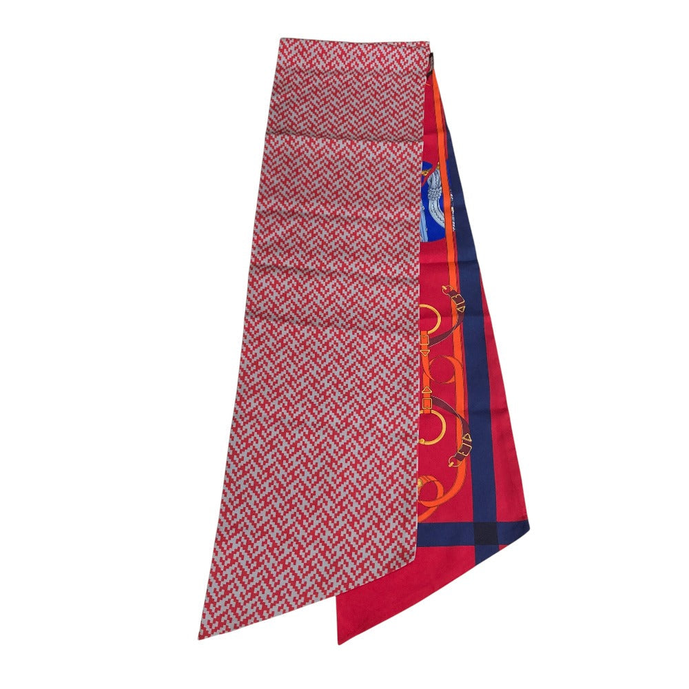 エルメス TOUT EN CARRE シルク マキシツイリー