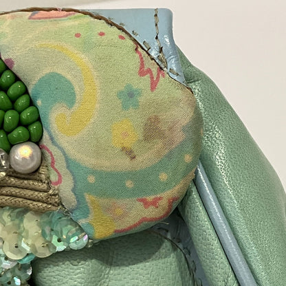 バグテリア ビーズ刺繍クラッチバッグ