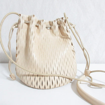イロセ Net Bucket Mini レザーショルダーバッグ