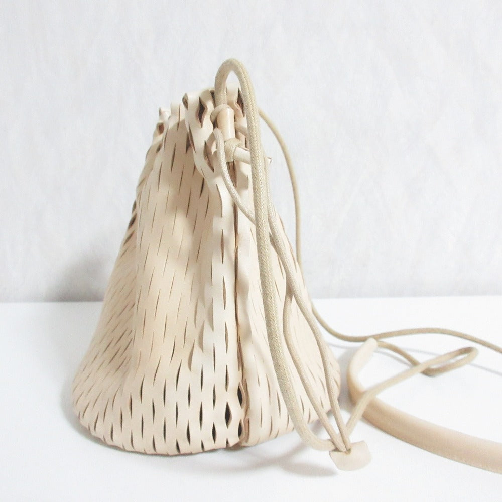 イロセ Net Bucket Mini レザーショルダーバッグ