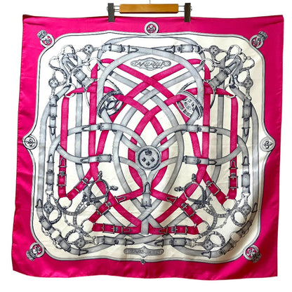 エルメス CAVALCADOUR シルクスカーフ
