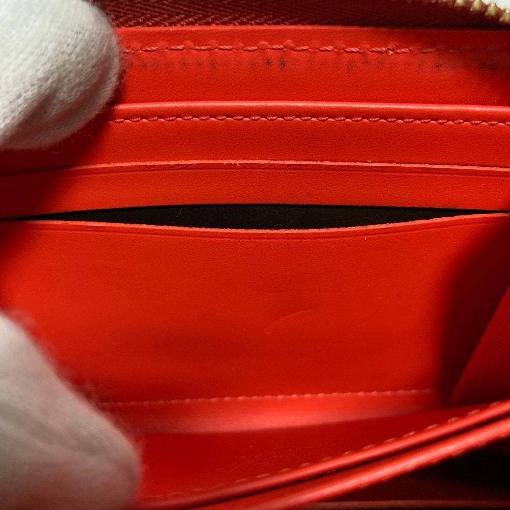 ルイヴィトン モノグラムヴェルニ ジッピーコインパース バレンタイン限定