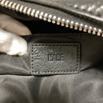ハレ BIG-ZIP-BAG フェイクレザーショルダーバッグ