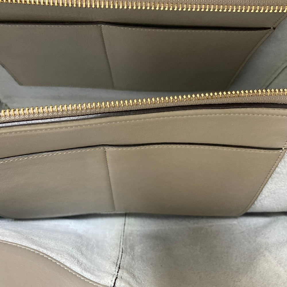 セリーヌ Tri-Fold レザートートバッグ