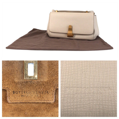 ボッテガヴェネタ ザ アングル レザー ショルダーバッグ