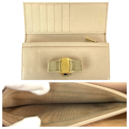 サルヴァトーレ フェラガモ ヴァラリボン レザー長財布