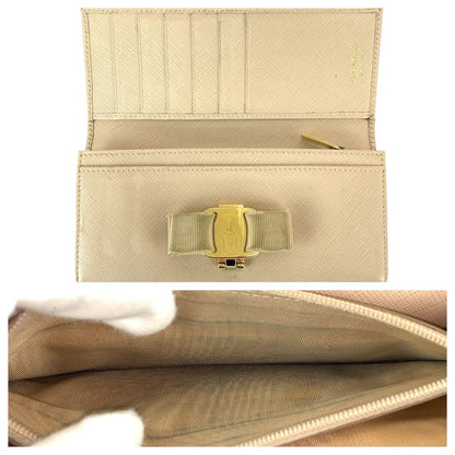 サルヴァトーレ フェラガモ ヴァラリボン レザー長財布