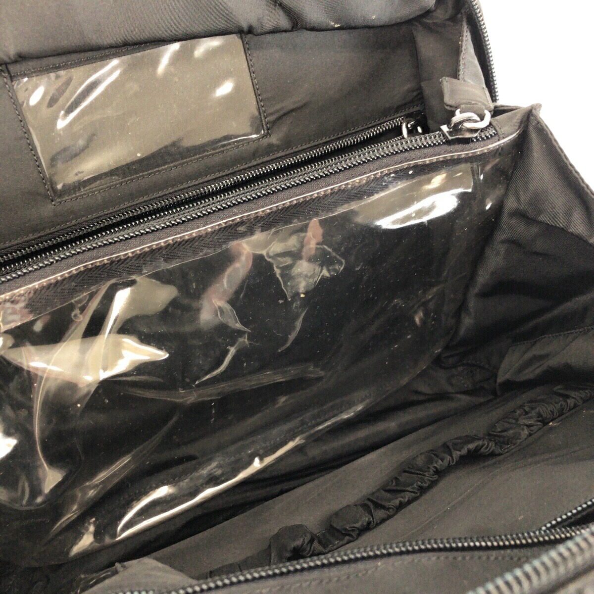 プラダ テスート ナイロンブリーフケース