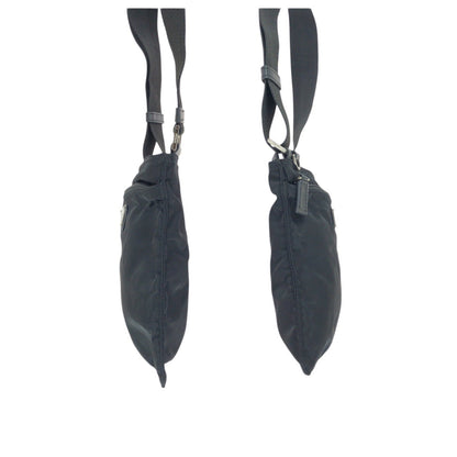 プラダ テスート ナイロンショルダーバッグ