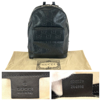 グッチ GGエンボス レザーリュックサック