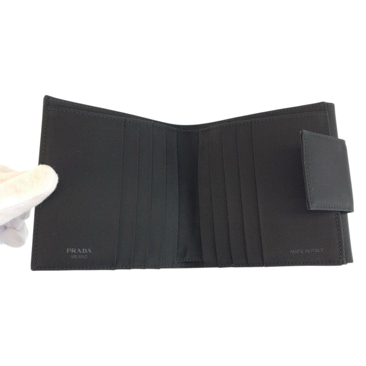 プラダ テスート ナイロン 財布