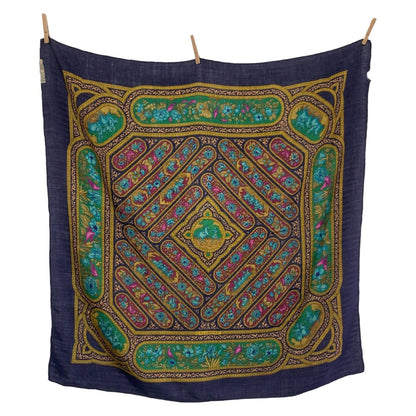 エルメス QALAMDAN シルクスカーフ