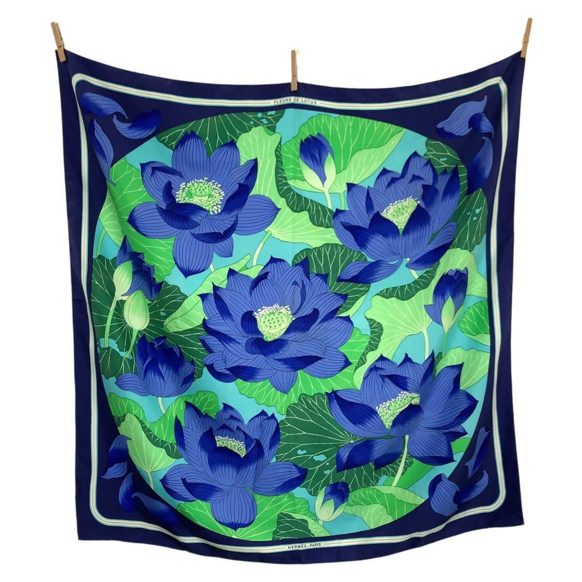 エルメス FLEURS DE LOTUS シルクスカーフ