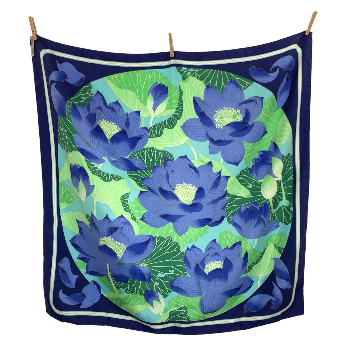 エルメス FLEURS DE LOTUS シルクスカーフ