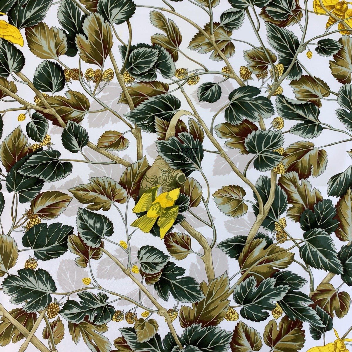 エルメス L'ARBRE de SOIE シルクスカーフ