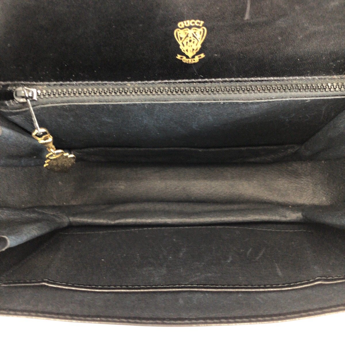 グッチ レザーショルダーバッグ