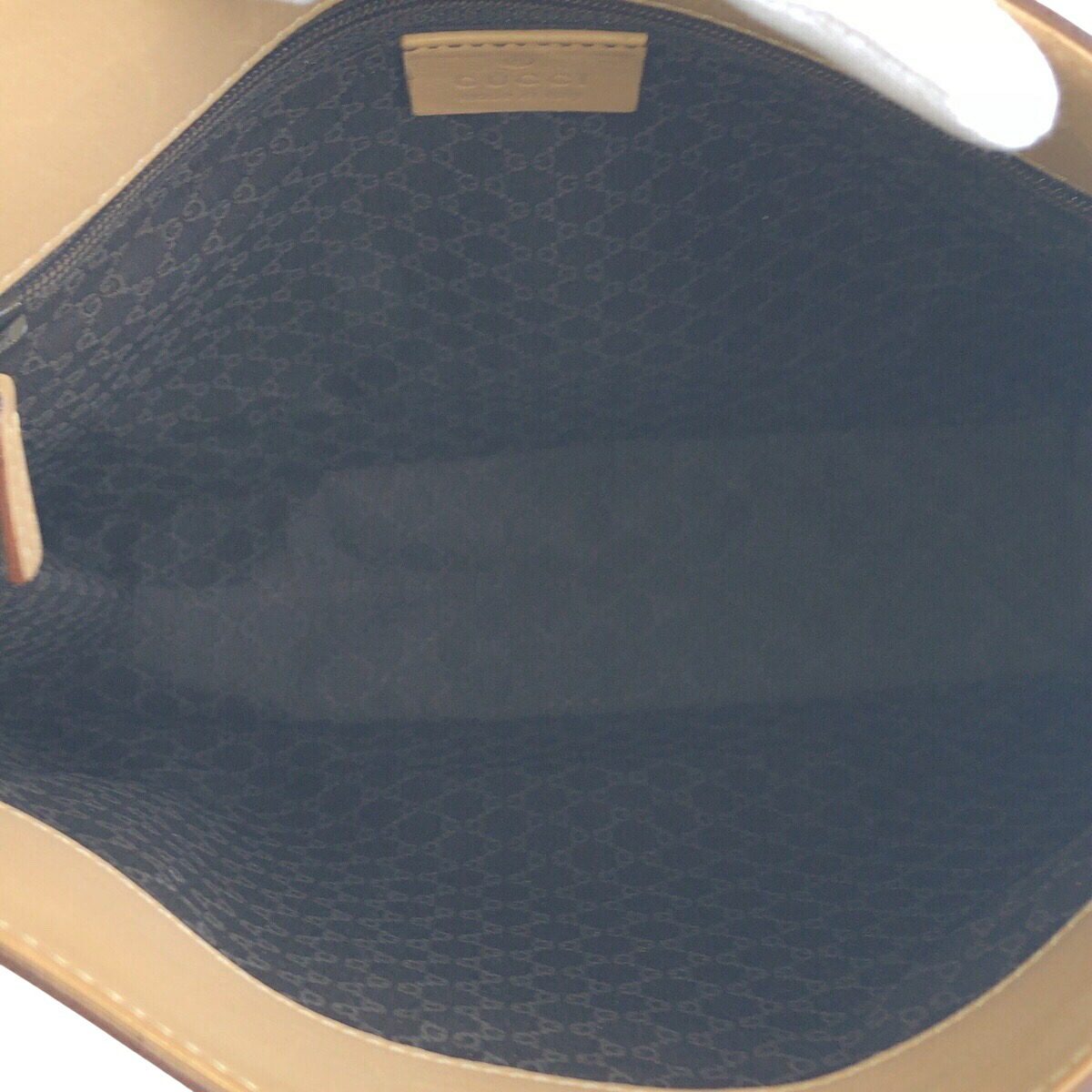 グッチ レザーショルダーバッグ
