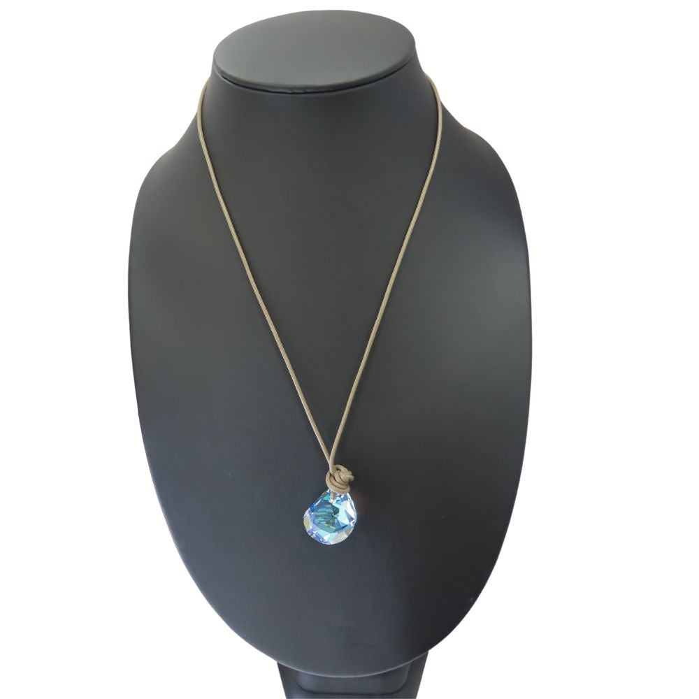 スワロフスキー クリスタル ネックレス