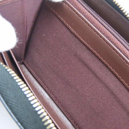 シャネル マトラッセ ココマーク キャビアスキン ラウンドファスナー長財布