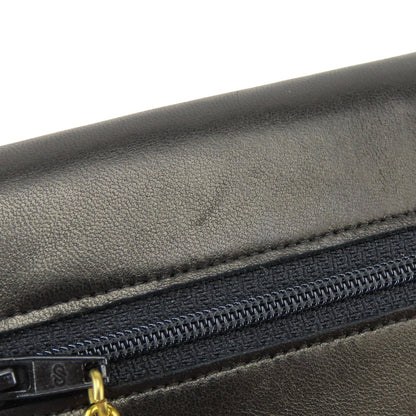 シャネル ラムスキン二つ折り財布
