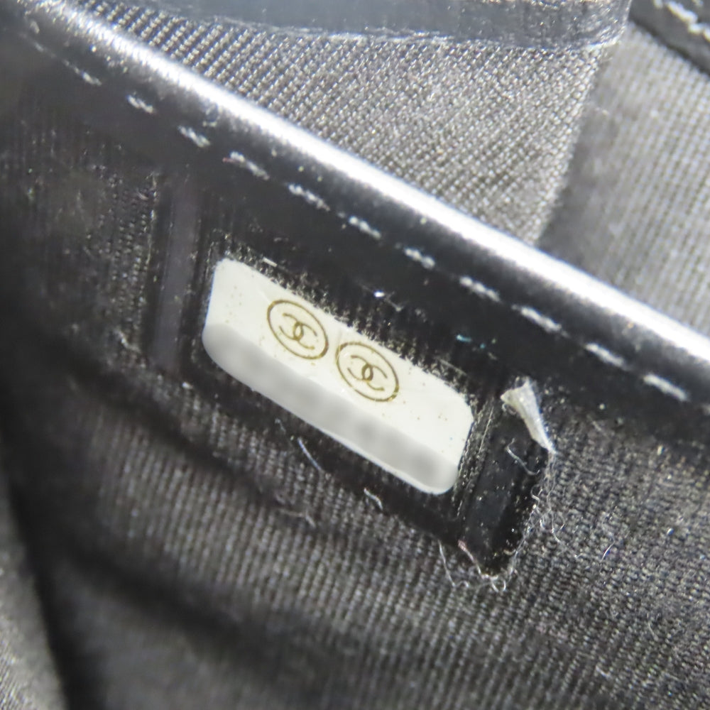 シャネル ボーイシャネル レザー長財布